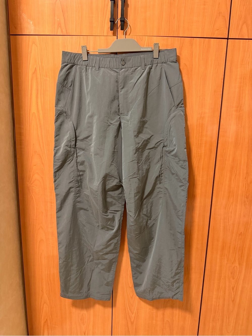 Lululemon Men’s Technical Cargo Pants Gray – Size XL (Approx. 36” Waist)